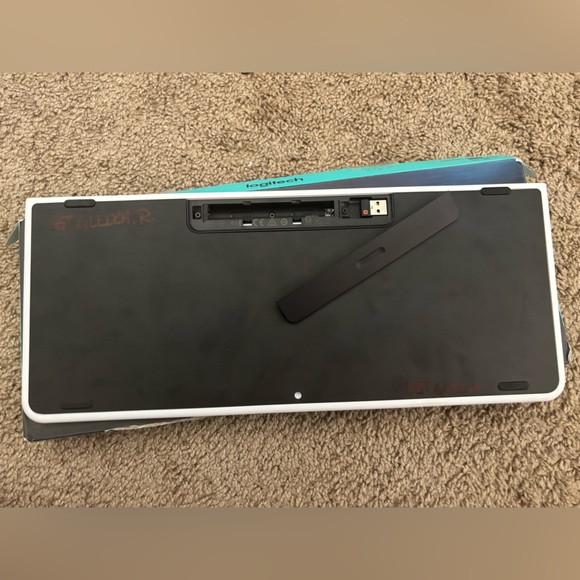 Multi-device K780 wireless keyboard | Logitech | Bluetooth keyboard - Picture 6 of 15